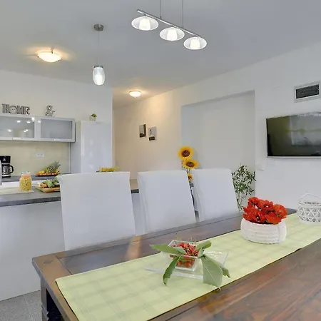 Marina Holiday home *