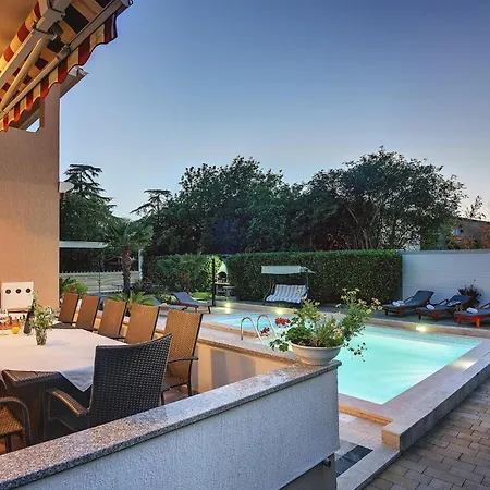 Marina Holiday home Pula