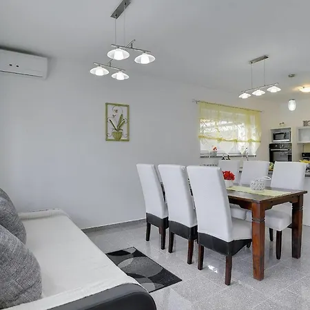 Marina Holiday home